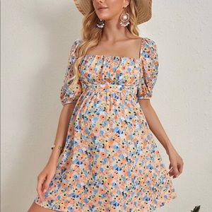 Maternity Ruched Bust Tied Backless Floral Dress